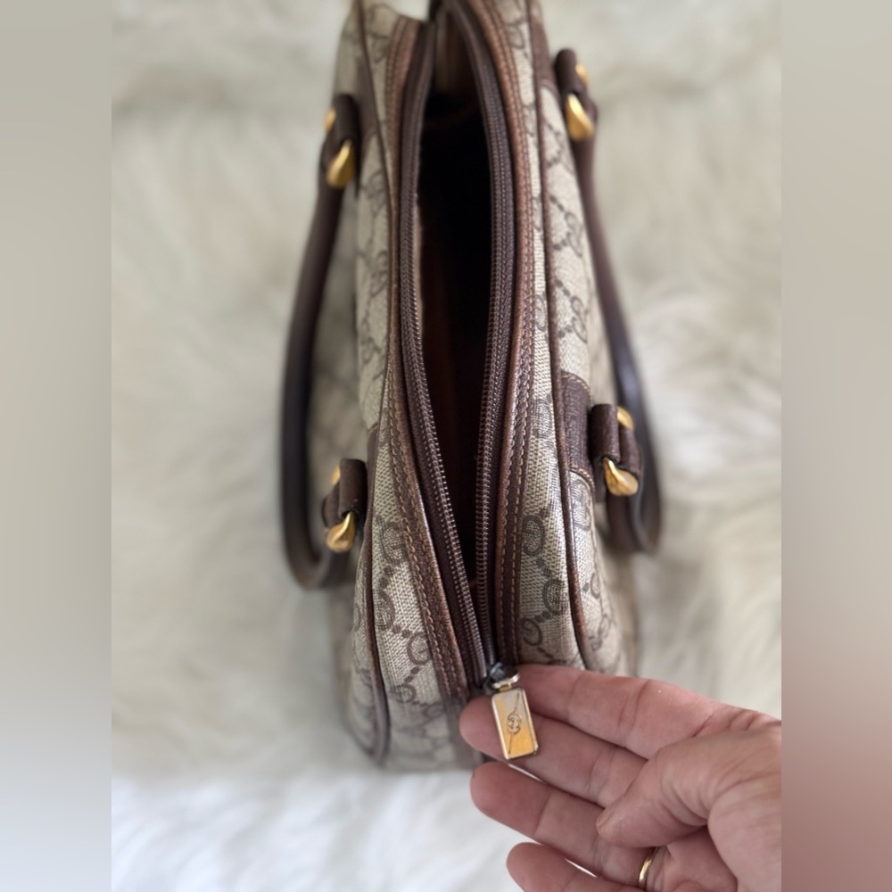 Guuci Handbag - Picture 13 of 13